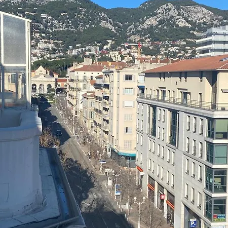 Les Terrasses, Charme Et Authenticite En Hyper Centre De Toulon, Ideal Pour Un Sejour Romantique Ou Escapade Urbaine Toulon