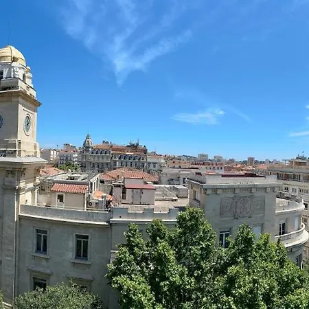 Les Terrasses, Charme Et Authenticite En Hyper Centre De Toulon, Ideal Pour Un Sejour Romantique Ou Escapade Urbaine Toulon