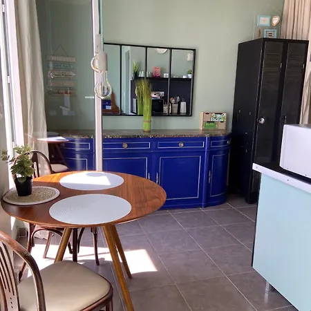 Les Terrasses: Romantic Charm In * Toulon