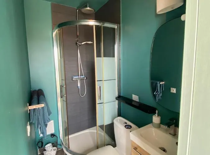Les Terrasses, Charme Et Authenticité En Hyper Centre De Toulon, Idéal Pour Un Romantique Ou Escapade Urbaine Appartement *