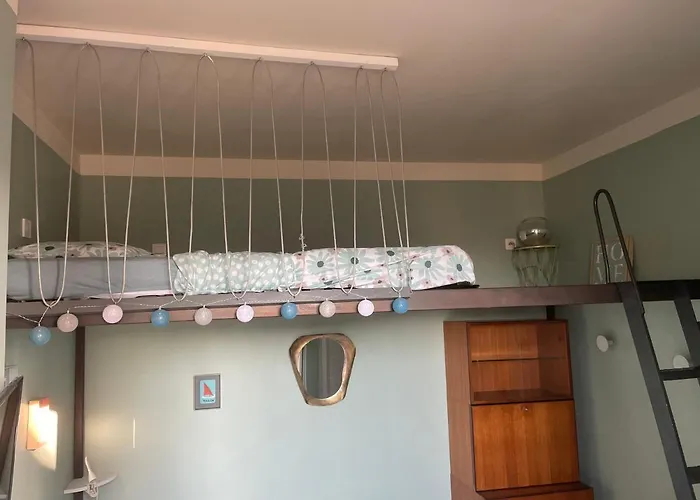 Appartement Les Terrasses, Charme Et Authenticité En Hyper Centre De Toulon, Idéal Pour Un Romantique Ou Escapade Urbaine *